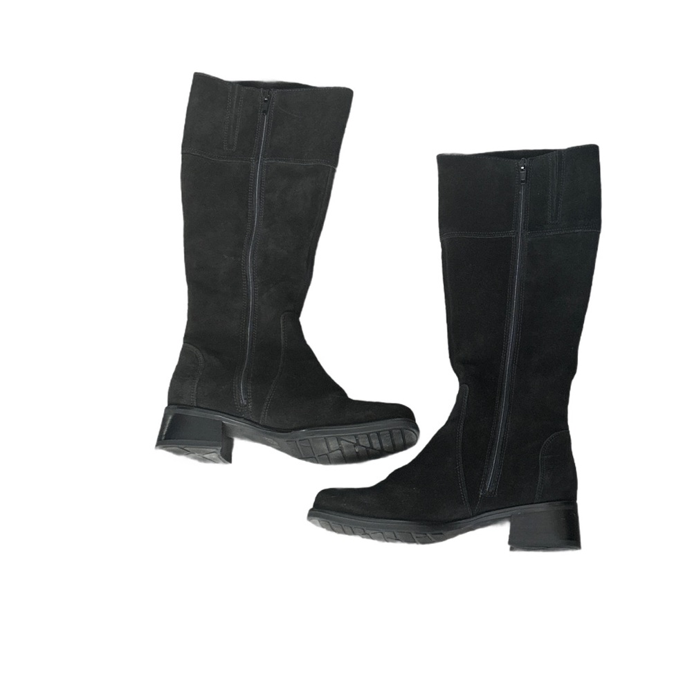 La CANADIENNE | Black Suede Winter Boots - Picture 2 of 4
